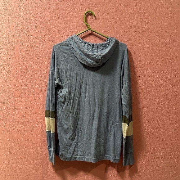 AUTHENTIC AMERICAN HERITAGE Girls Light Blue Sweat Shirt Size M - Picture 3 of 4